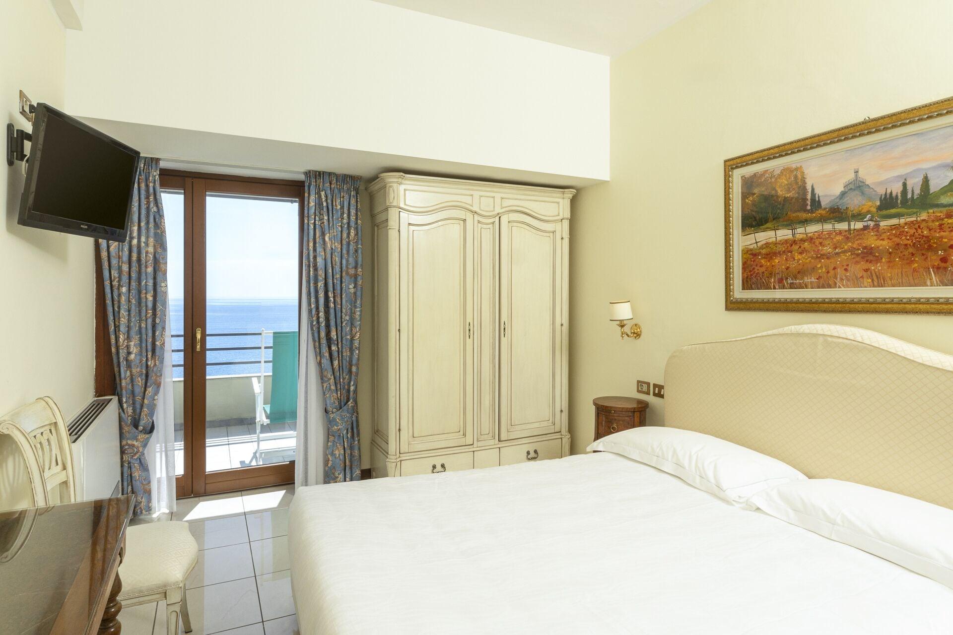 مونتيروسّو ال ماري Hotel Porto Roca المظهر الخارجي الصورة